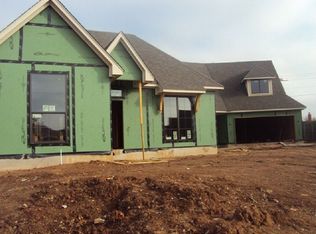 1601 NW 185th St, Edmond, OK 73012
