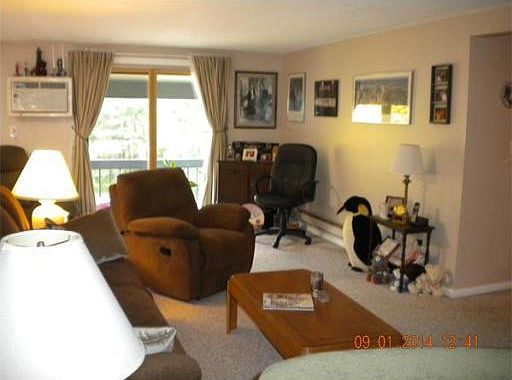 5th image of 220 Bedford St #69