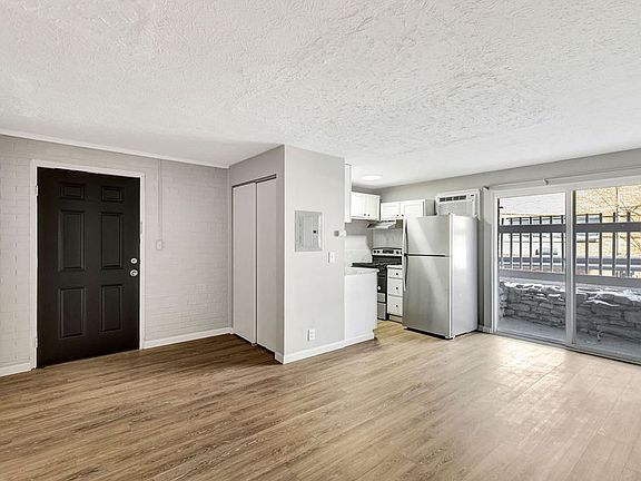 3rd image of 2342 Beechmont Ave #1