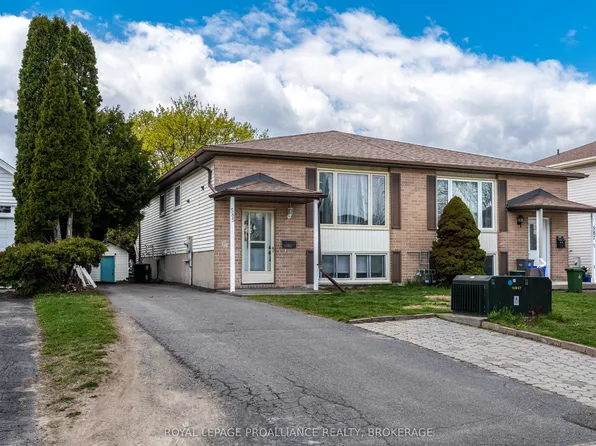 585 Gavin Ct, Kingston, ON K7M 8B8