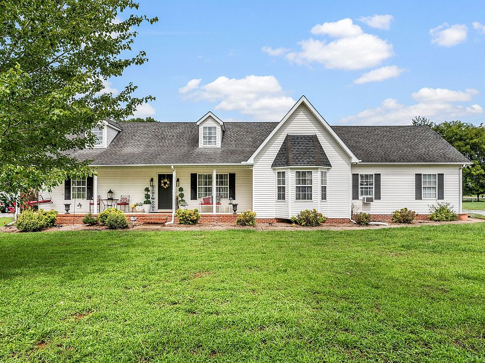 1st image of 132 Tyler Dr