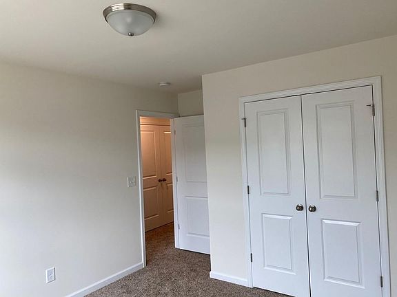 2nd image of 1140 Township Pkwy #62