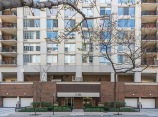71 E Division St APT 2002, Chicago, IL