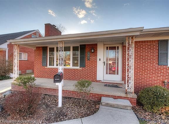 2nd image of 7517 Donna St