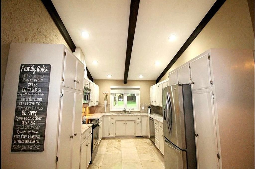 2019 Greenbriar Ln, Lincoln, NE 68506 | Zillow