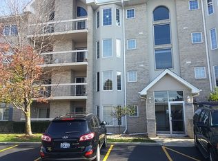 7759 Bristol Ln #1SE, Tinley Park, IL
