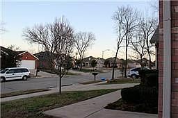 2nd image of 505 Darlene Trl
