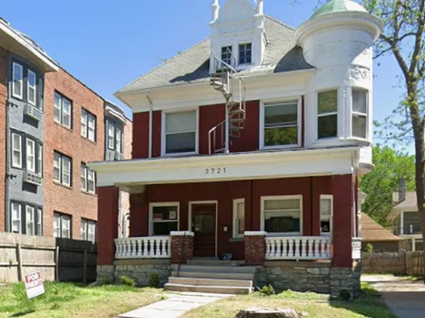 3721 Summit St APT 1, Kansas City, MO 64111