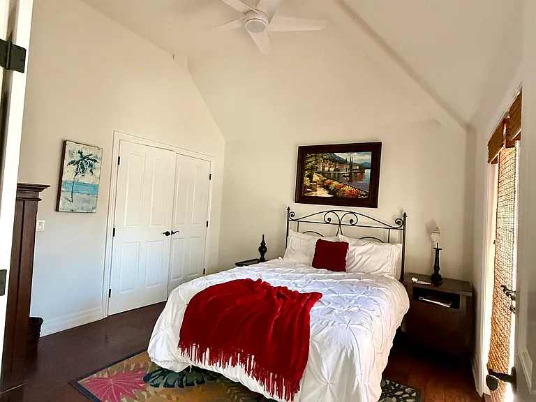 504 Avocado Ave — Photo 25