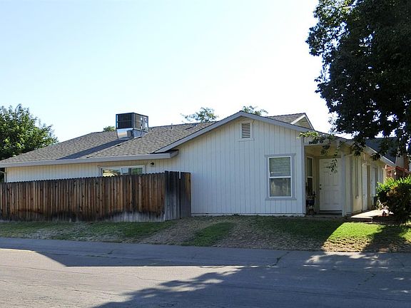 3rd image of 4501-4503 Zachary Way