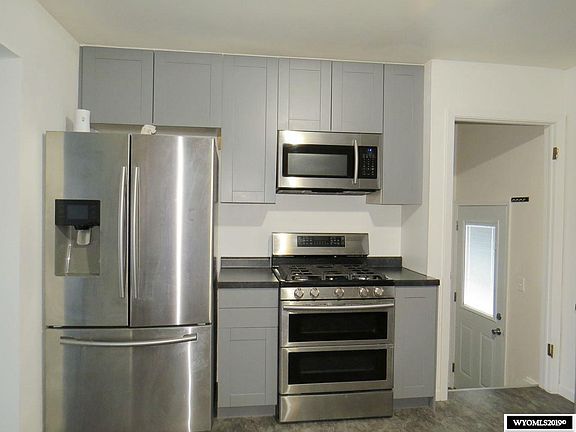 4th image of 1001 Mary Anne Dr
