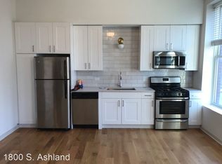 1800 S Ashland Ave #302, Chicago, IL 60608