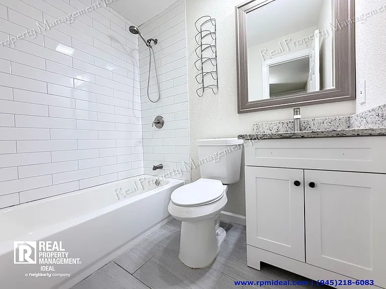 706 Jamestown Dr — Photo 17