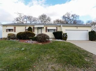 957 Lane St, Akron, OH 44307