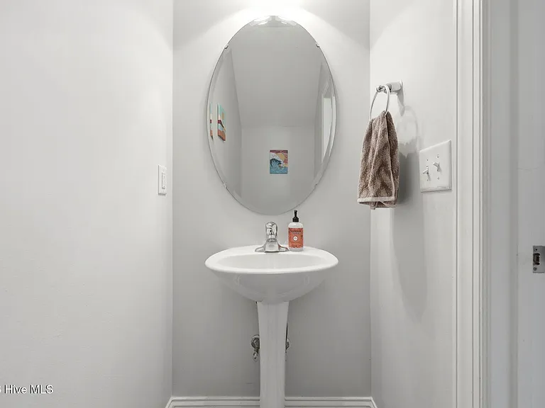 90 Quatrefoil Ct — Photo 23