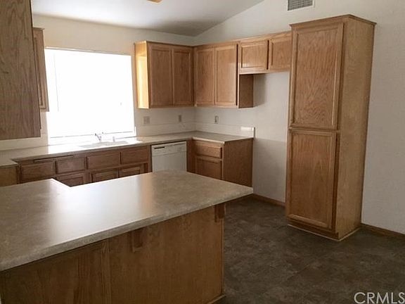 4th image of 1329 Leslie Dr