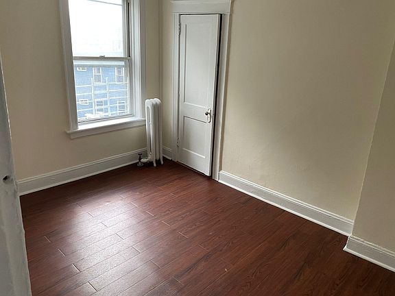 5th image of 249 McLean Ave APT 3C