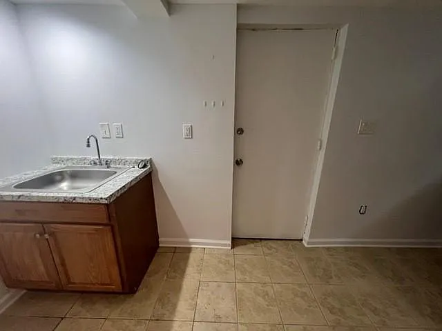 7417 Wildwood Dr #B — Photo 3