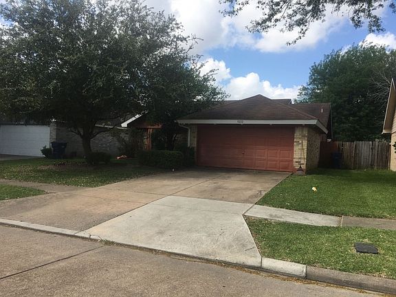 3rd image of 8222 Woodland Willows Dr