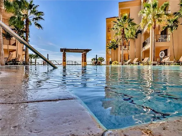 2351 Lakeview Dr, Sebring, FL 33870