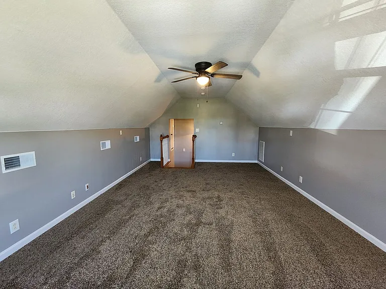 824 Ellie Nat Dr — Photo 45