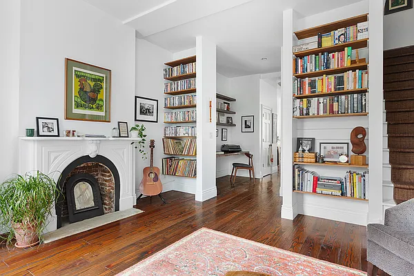 Sold by Compass | media 13