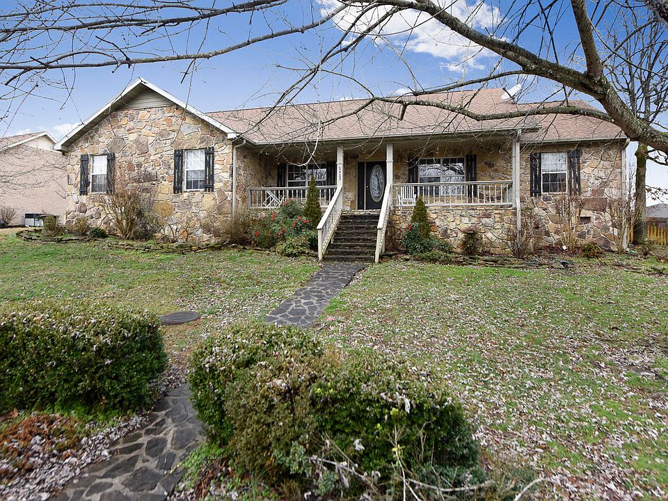 1st image of 2423 Dublin Dr