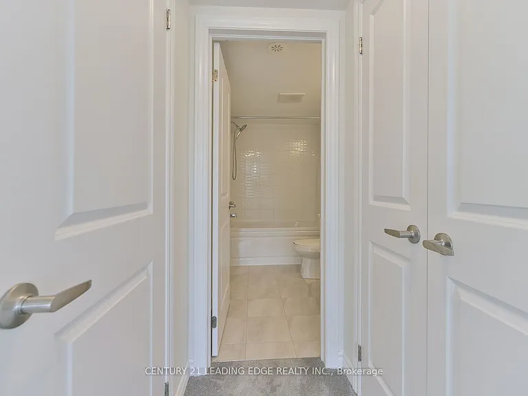 30 William Shearn Cres — Photo 22