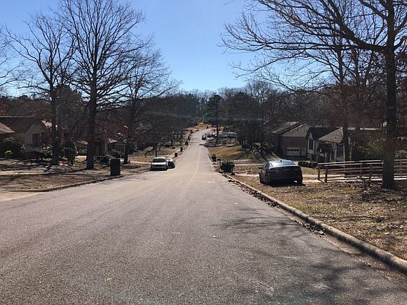 5th image of 904 Village Mill Rd