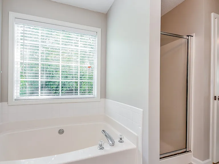 2037 Reserve Pkwy — Photo 11