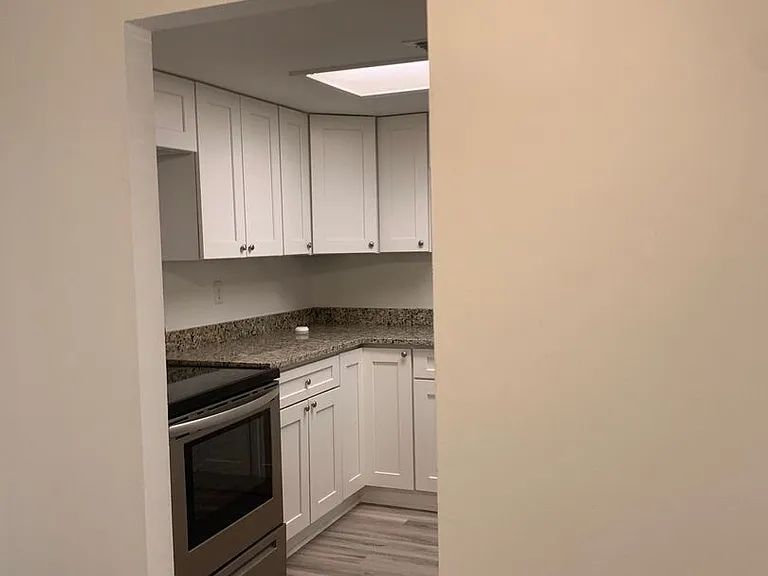 695 Douglas Dr #A — Photo 2