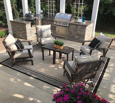 3rd image of 737 Stone Mill Cir