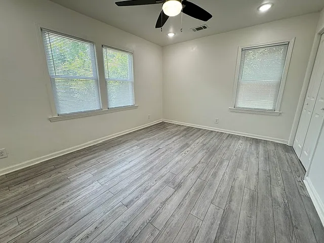 2353 Agnes Dr — Photo 11