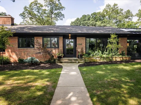 815 Plymouth Ave SE, Grand Rapids, MI 49506