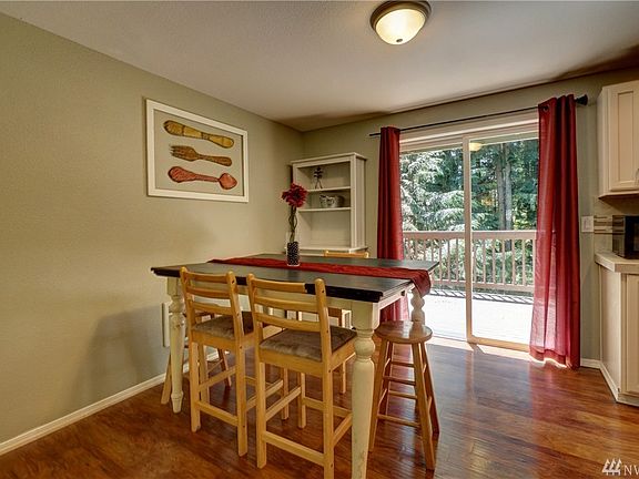 4th image of 18725 Southwood Ct SE