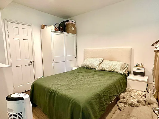 Rented by Corcoran | media 15