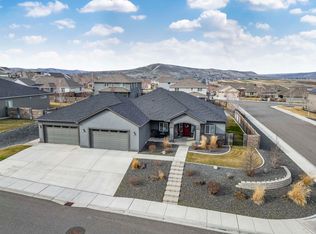 595 Troy Ave, West Richland, WA 99353