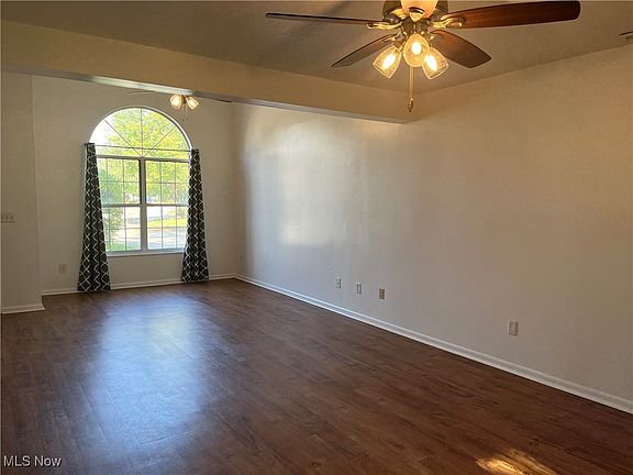 2nd image of 7179 Lexington Ct