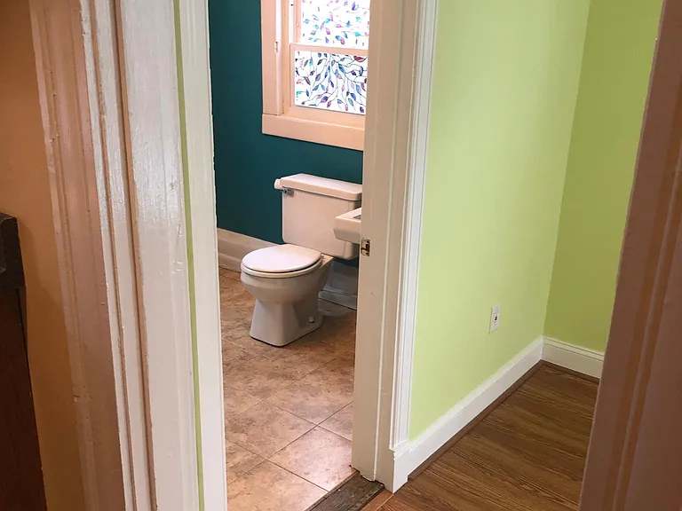 553 Lilly Ave — Photo 22