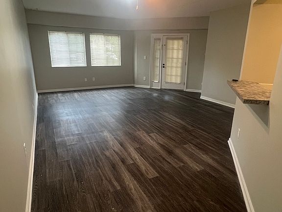 2nd image of 320 Village Pointe Dr APT A