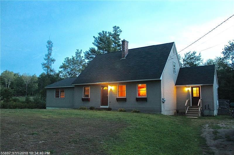 This cape boasts 2350+ sq feet of room to grow!