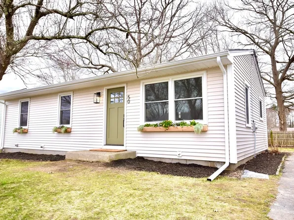 50 Garrison Rd, New Bedford, MA 02745