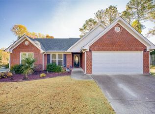 2587 Walking Path Ln, Dacula, GA 30019