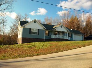 240 Gabriel Dr, Oliver Springs, TN 37840