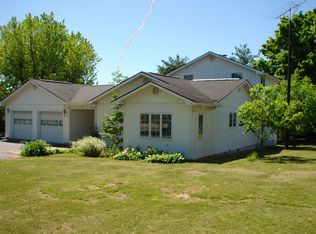 696 Lantana Rd, Crossville, TN 38555