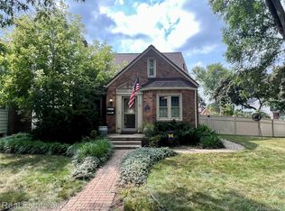 19020 Outer Dr, Dearborn, MI 48128