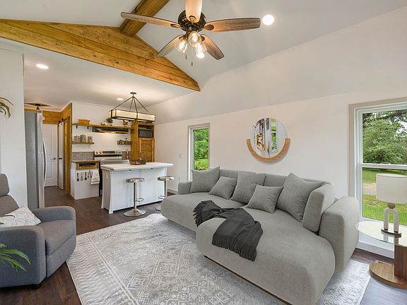 3rd image of 348 Eucalyptus Ave