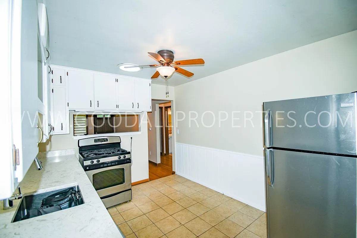 Building Photo - 7035 Forest Ct