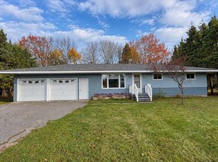 3265 Sun Glo Dr, Sault Sainte Marie, MI 49783