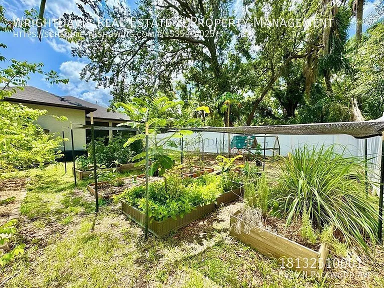 8424 N Packwood Ave — Photo 36